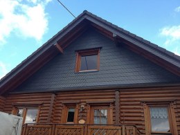 Schieferfassade am Holzhaus